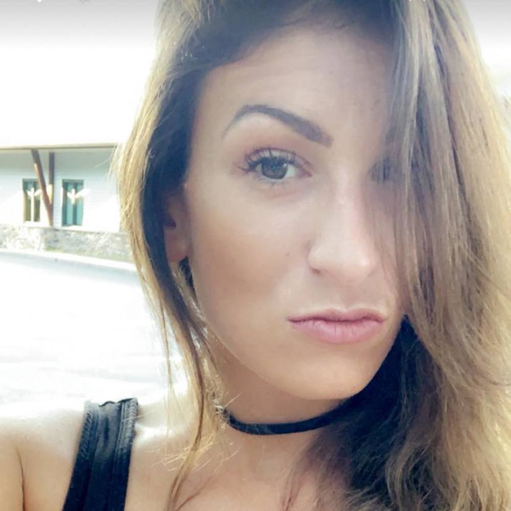 Meet your Posher, Lisa